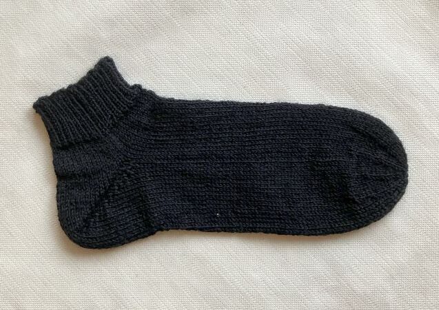 71 handgestrickte sneakersocken schwarz Gr. 38-39