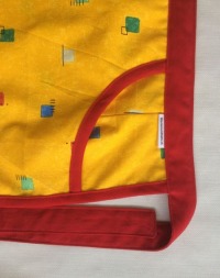 chlaemmerlisack_gelb_mit_quadraten_detailaufnahme